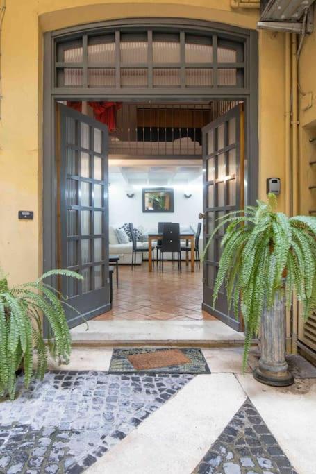 Апартаменты Via Dei Cestari Loft Рим Экстерьер фото