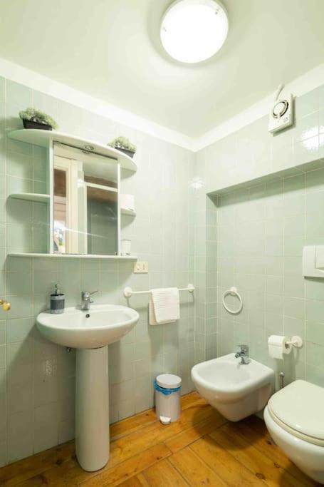 Апартаменты Via Dei Cestari Loft Рим Экстерьер фото