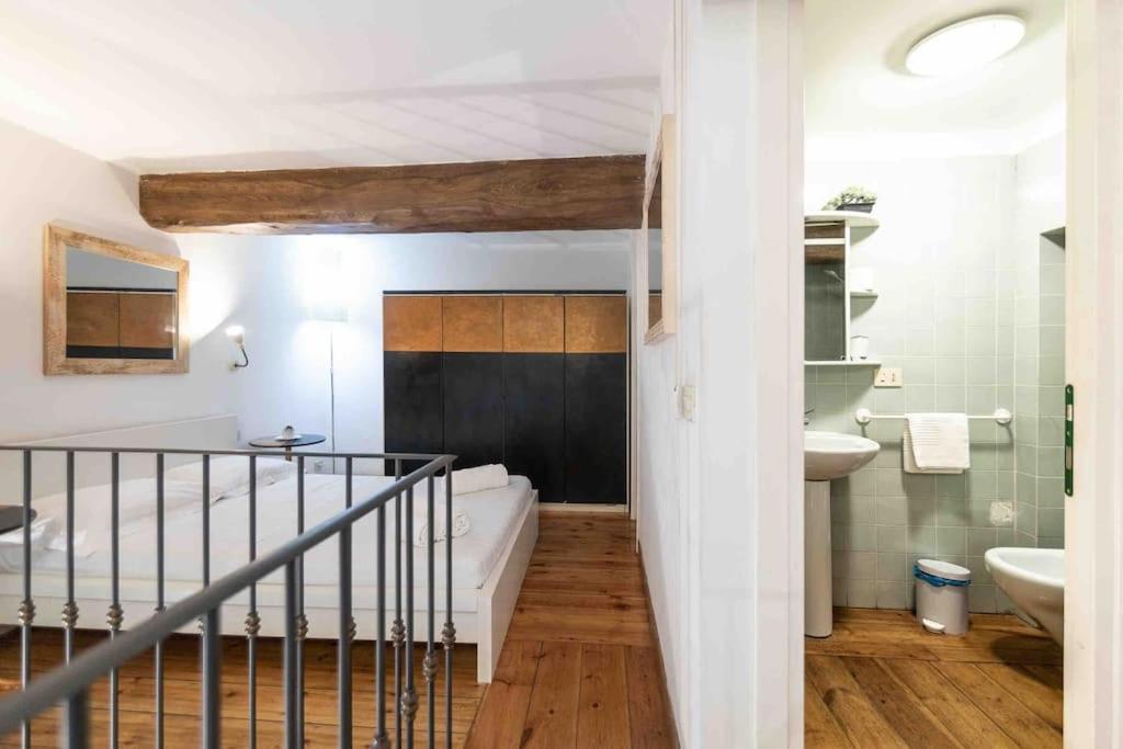 Апартаменты Via Dei Cestari Loft Рим Экстерьер фото