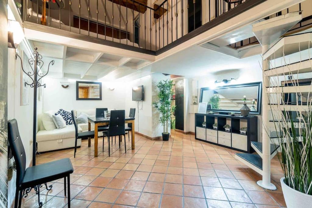 Апартаменты Via Dei Cestari Loft Рим Экстерьер фото